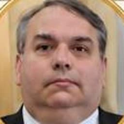 Prof. Dr. Esteban Kriskovich